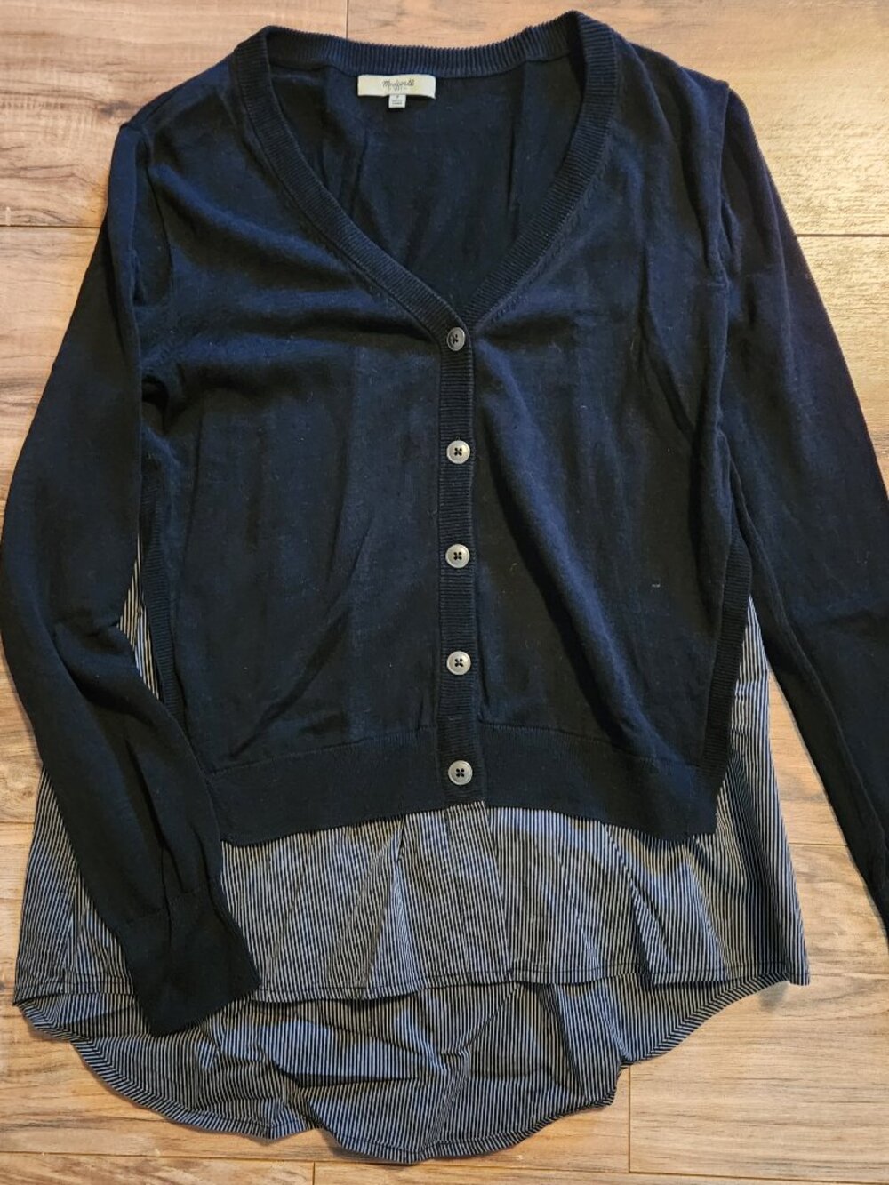 Madewell Small Black White Button V-neck Top